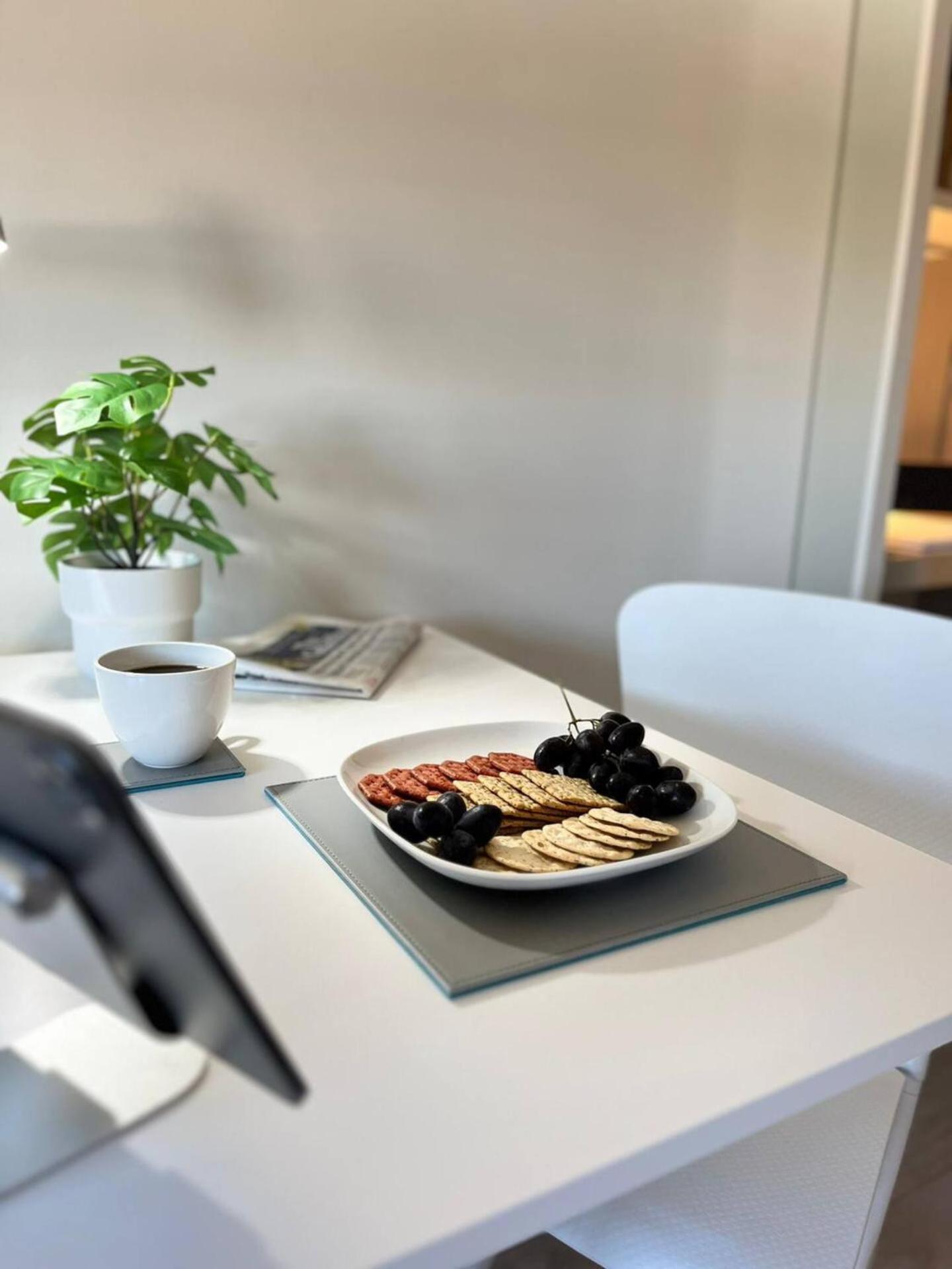 12 Luxury Living Chic Steps From Apartment