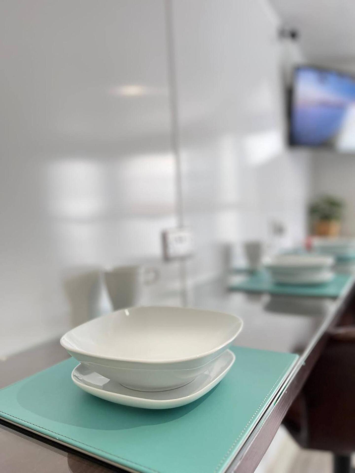 12 Luxury Living Chic Steps From Brighton