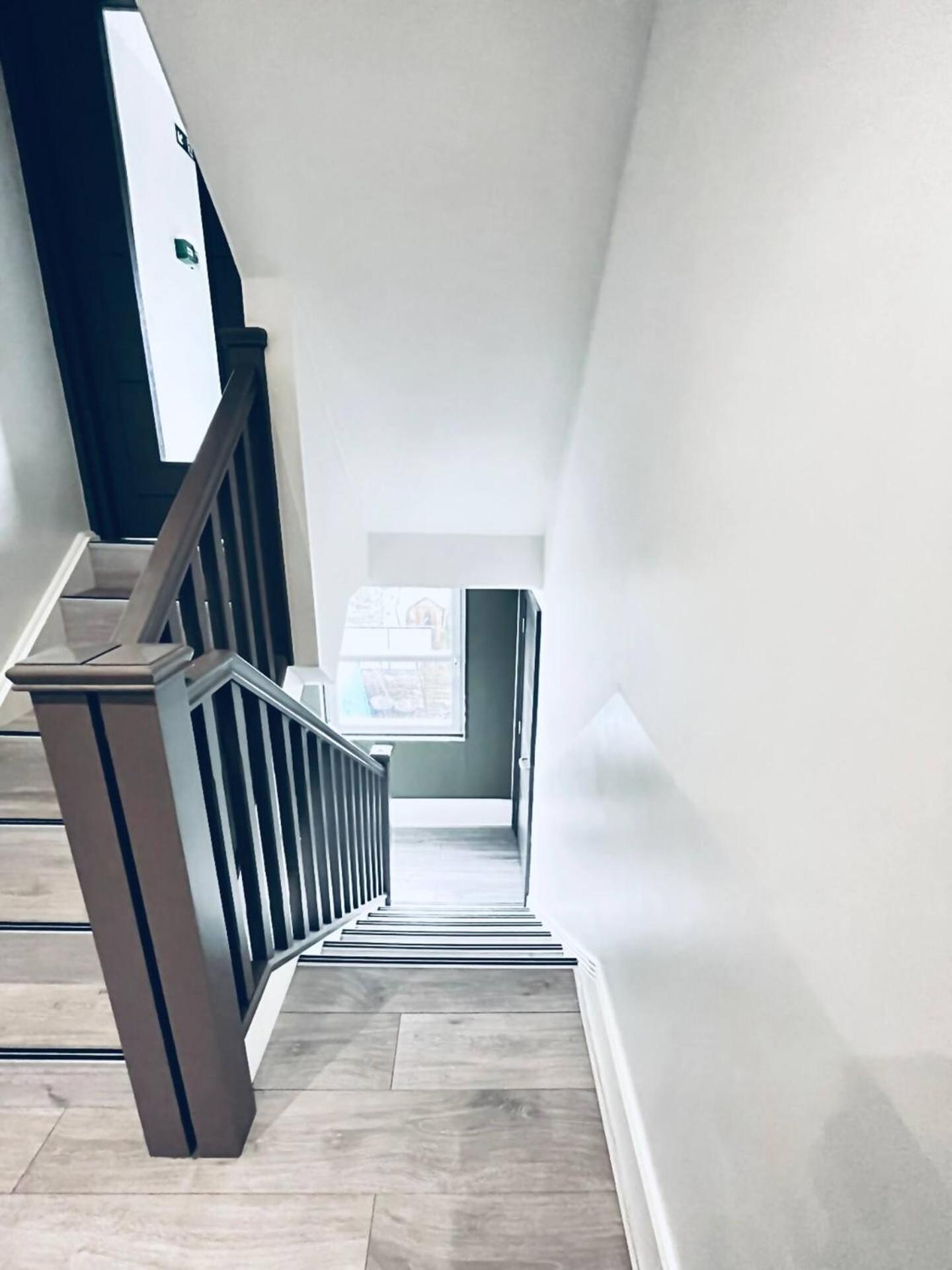 09 Stylish Steps From Sea & Promenade Apartment Brighton