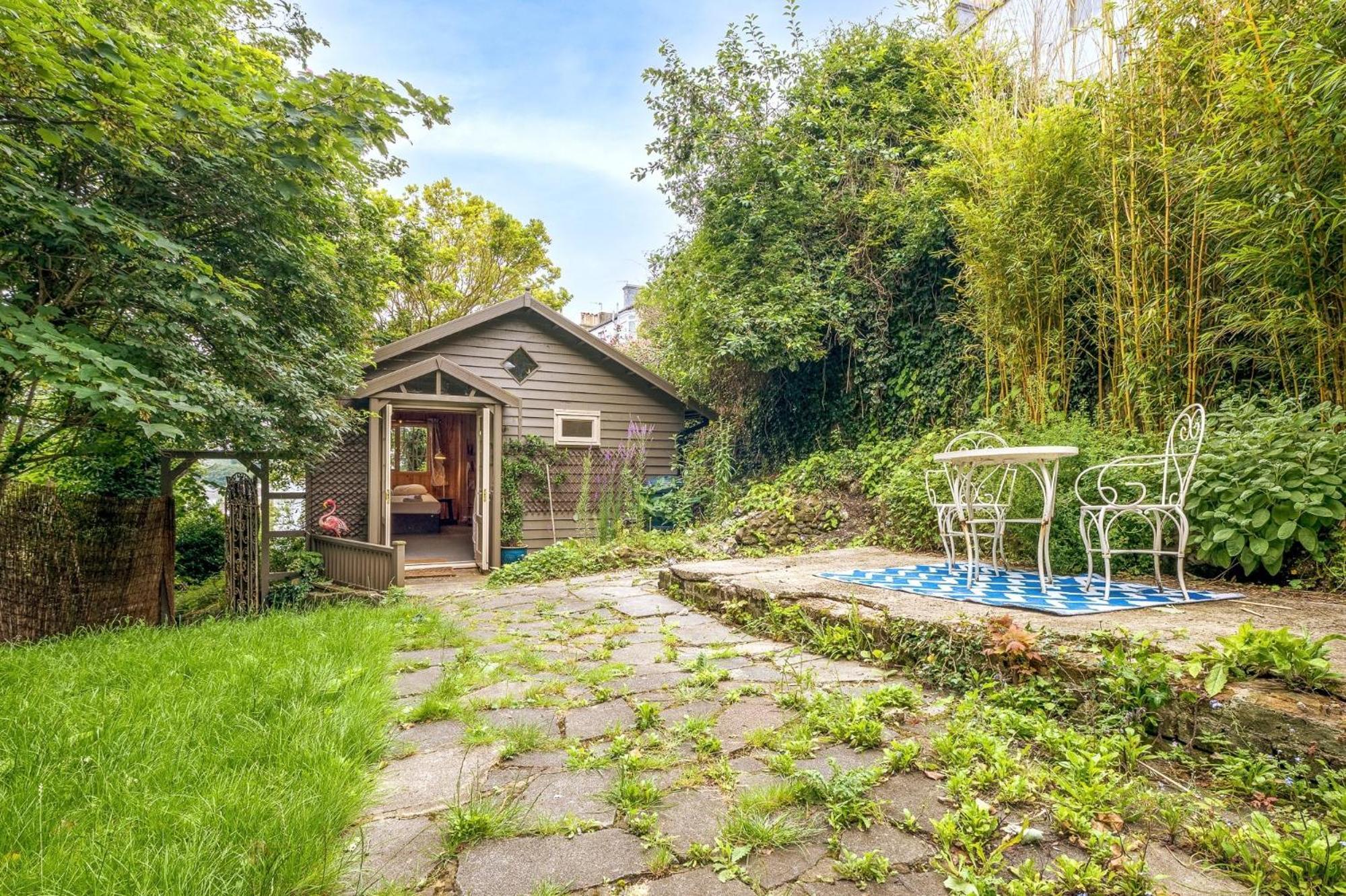 Host & - The Eco Holiday home Brighton