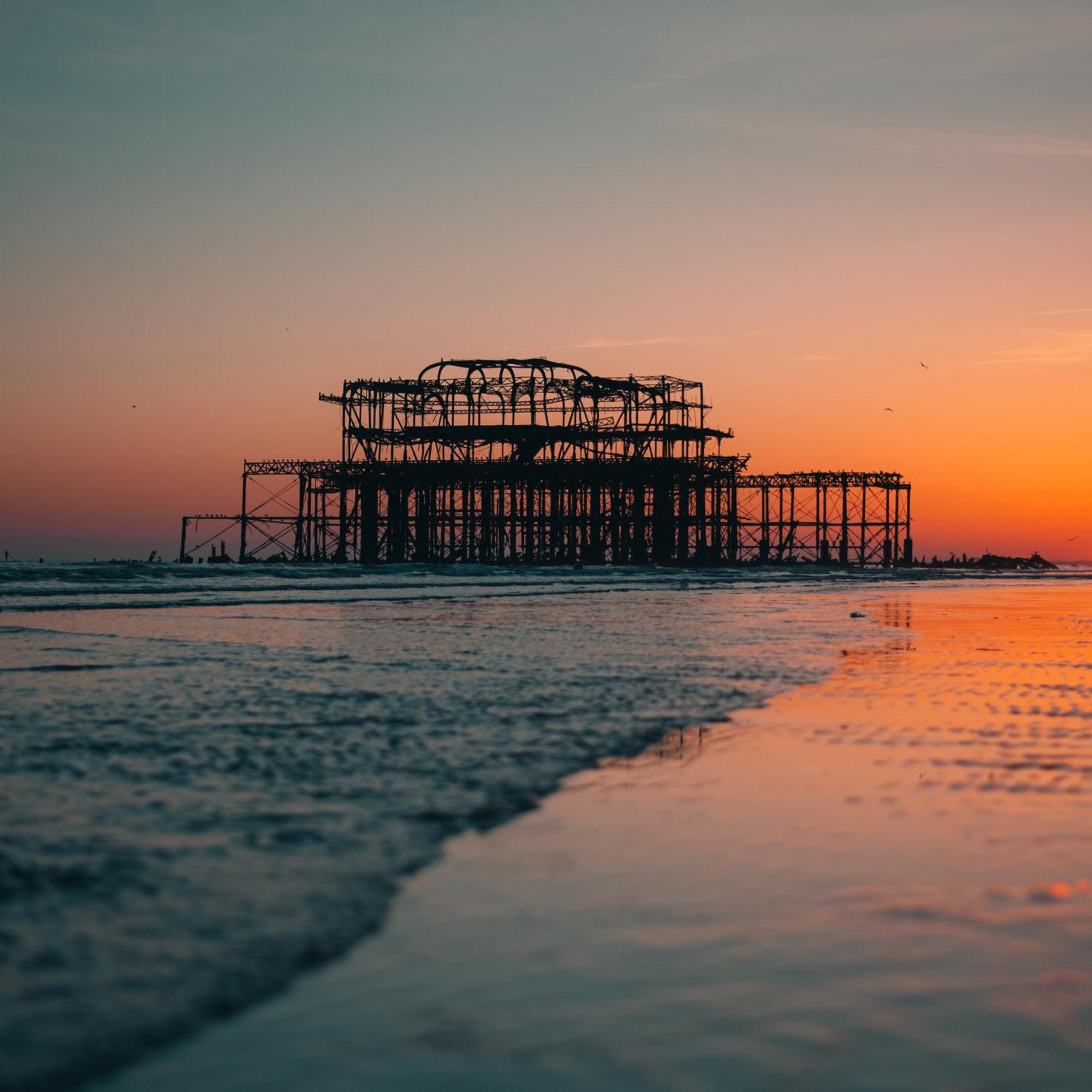 Central - 5 Min Walk From Beach And Pier And Within Walking Distance Of The Train Station - Sleeps Up To 6 Guests! * Brighton