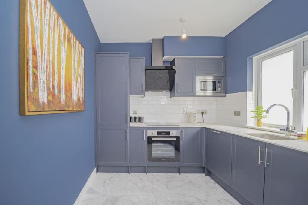 Flash Sale Special Offer Centre 2 Bedroom Flat Bn144cla01 Apartment