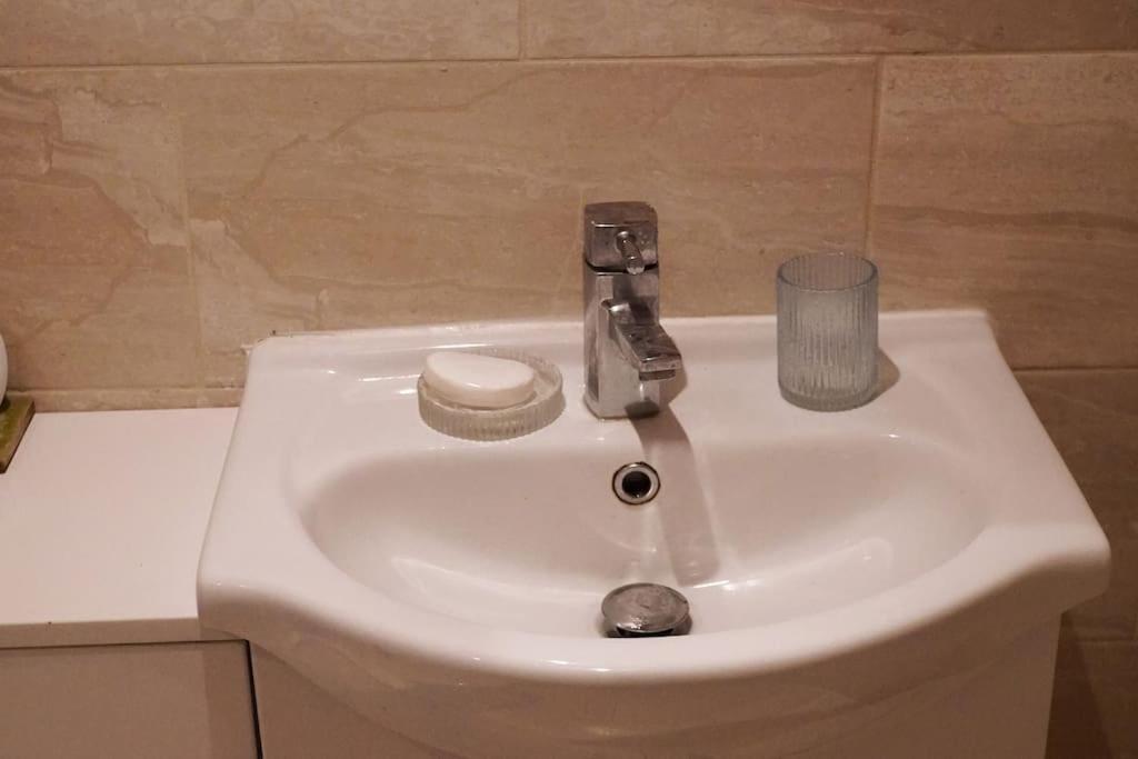 Cosy 1 Bedroom With Garden 2 Min From Seafront Apartment Brighton