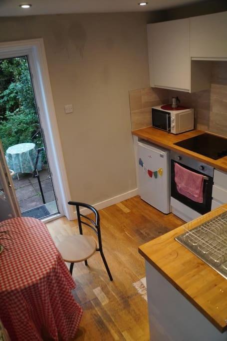 Apartment Cosy 1 Bedroom With Garden 2 Min From Seafront Brighton