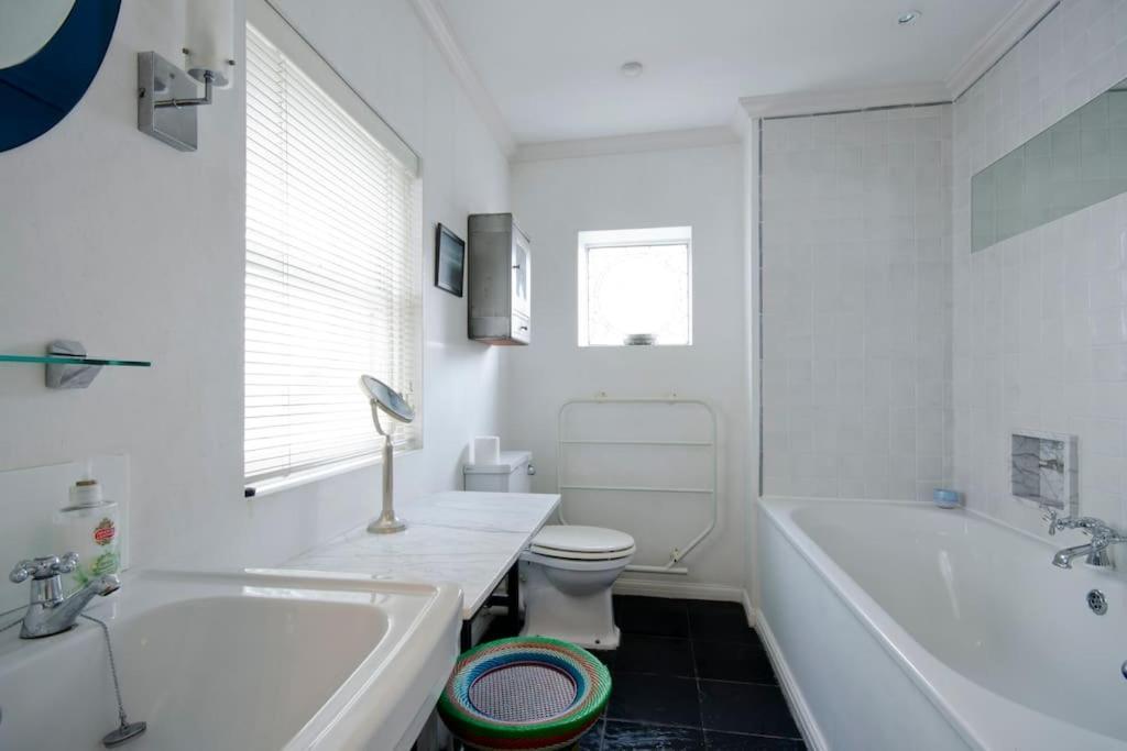 Seaside Garden Flat In Town Brighton