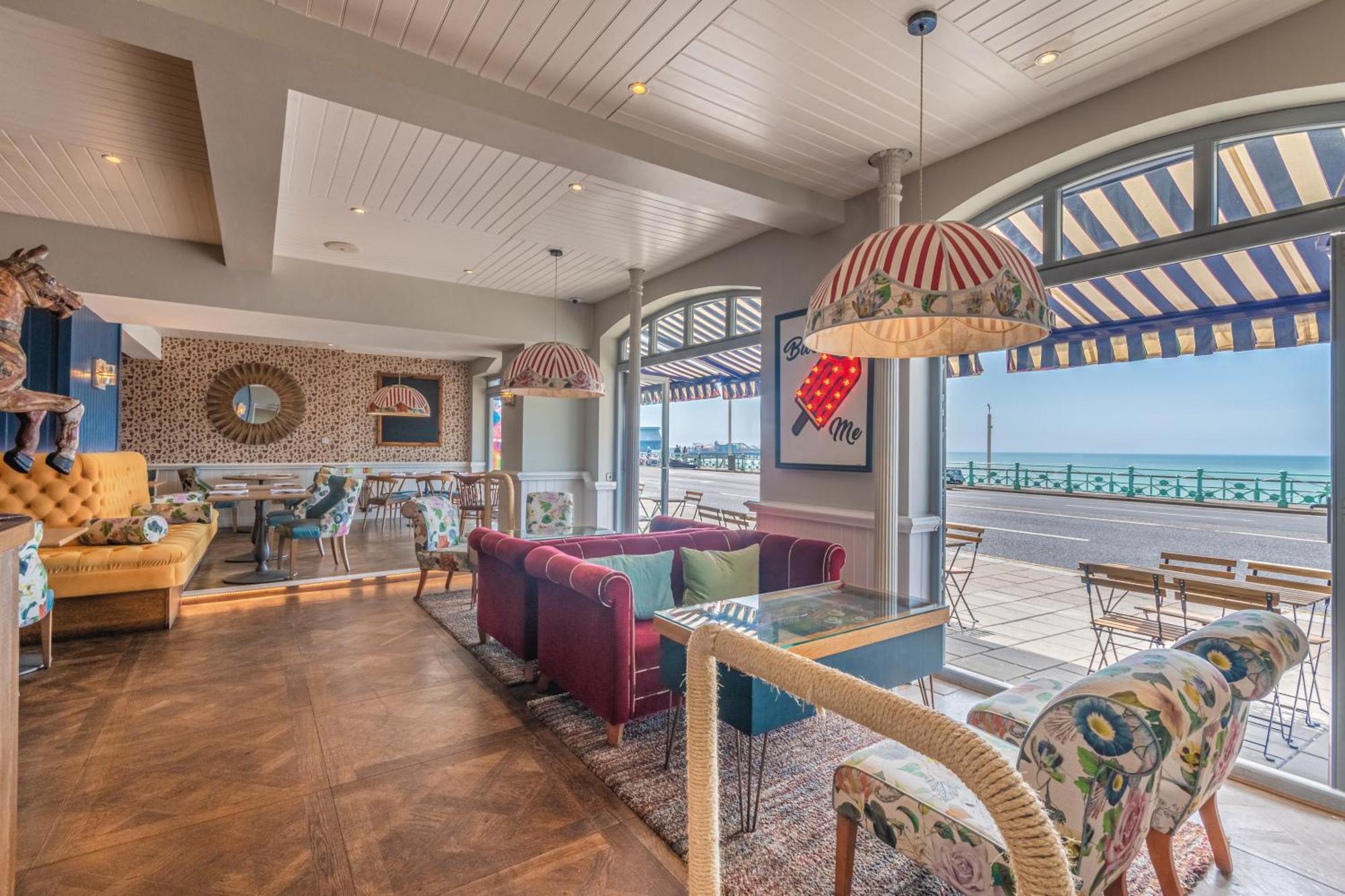 Hotel Harbour &