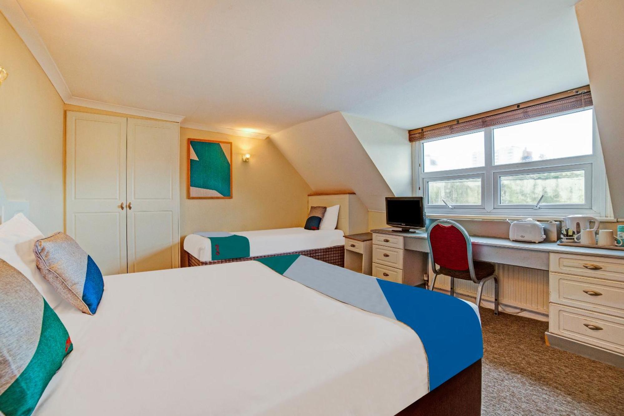 The Gullivers 3* Brighton
