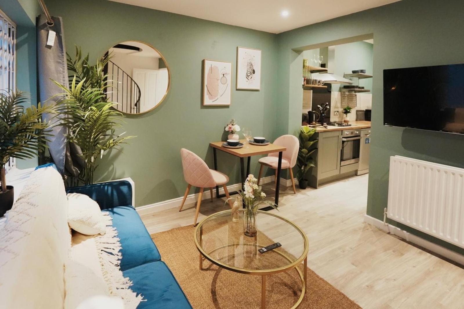 Apartment Flash Sale Train Station 2 Bedroom Flat Bn112stg Brighton