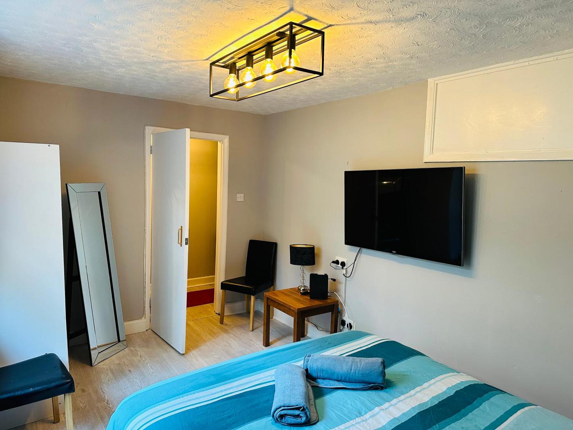 Central - 1 Bedroom Apartment, Sleeps 4 Brighton