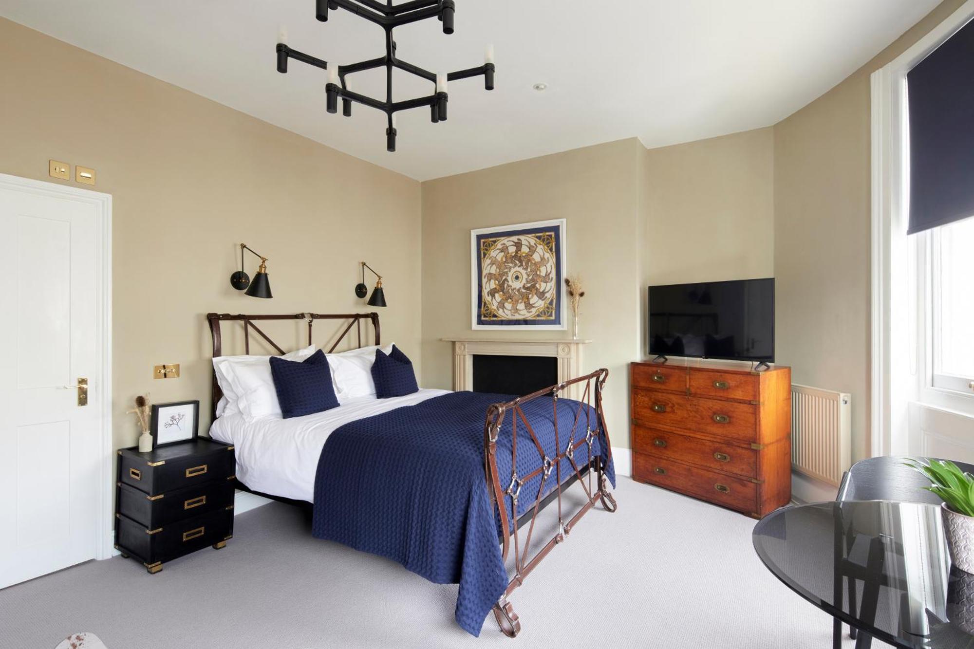 Lansdowne House * Brighton