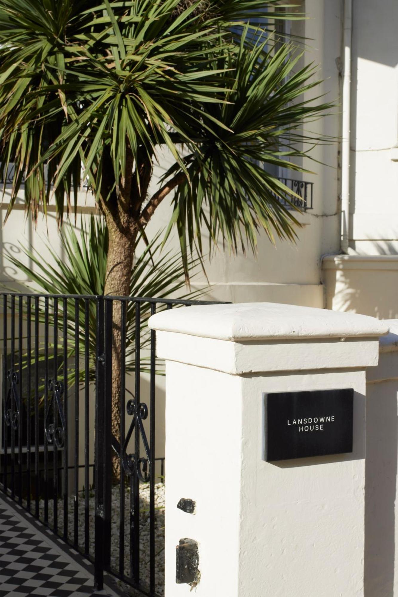 Lansdowne House Bed & Breakfast *
