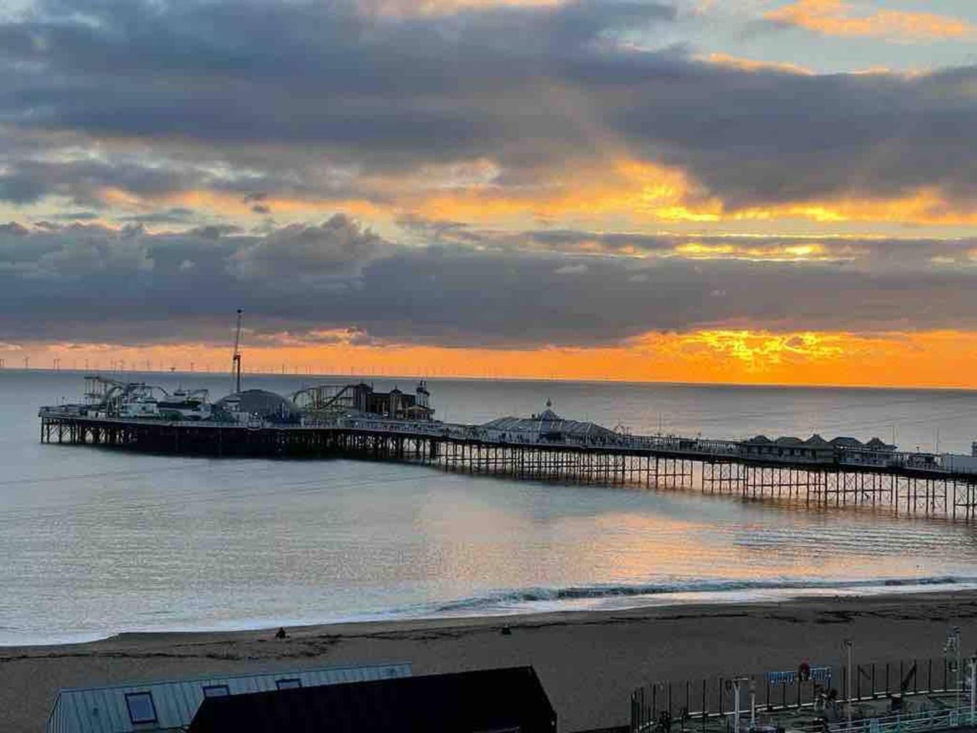 Apartment Seaview Regency With Private Parking *