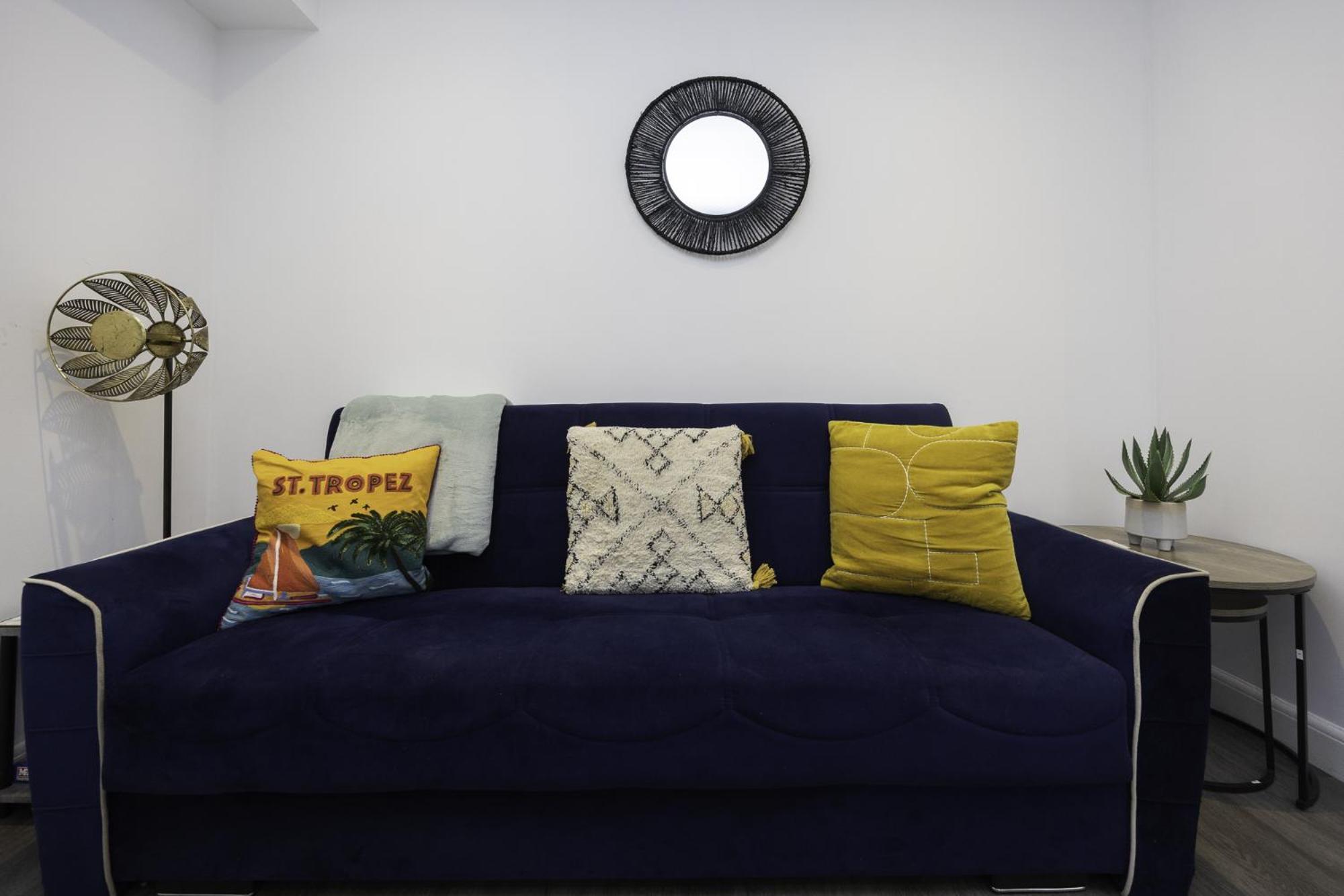 Adelles Seaside Retreat Apartment *