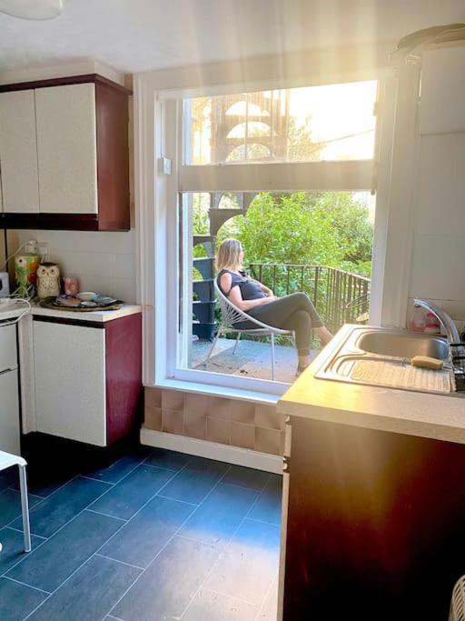 My Little Painting Place Apartment Brighton