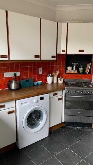 Lovely 4 Bedroom Home, Stones Throw From The *