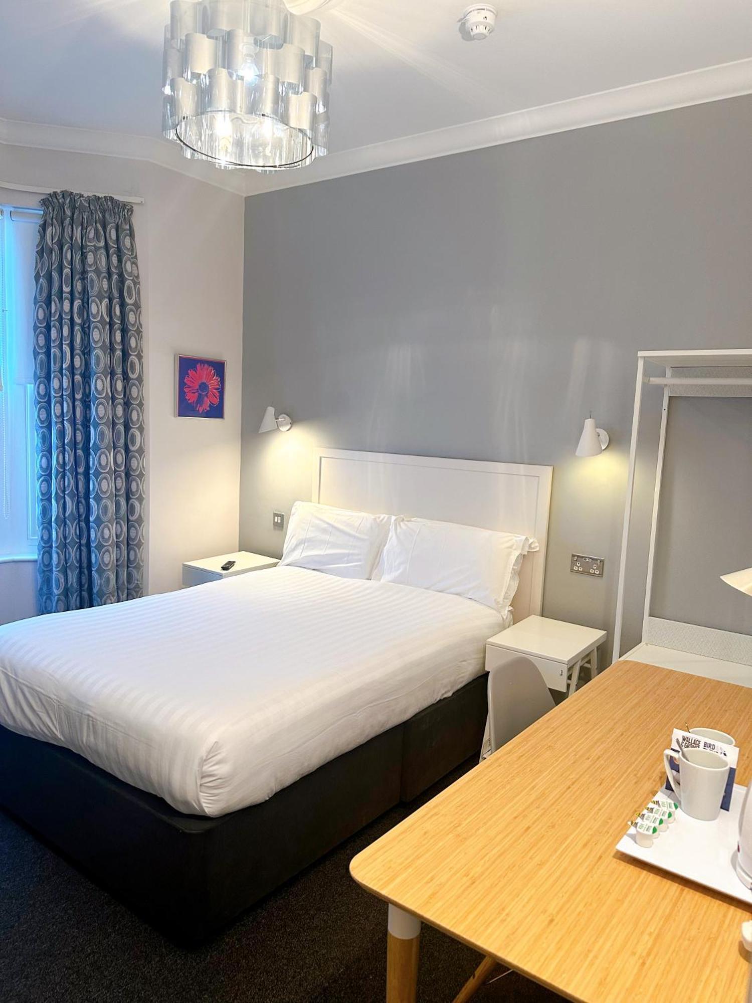 Legends 3* Brighton