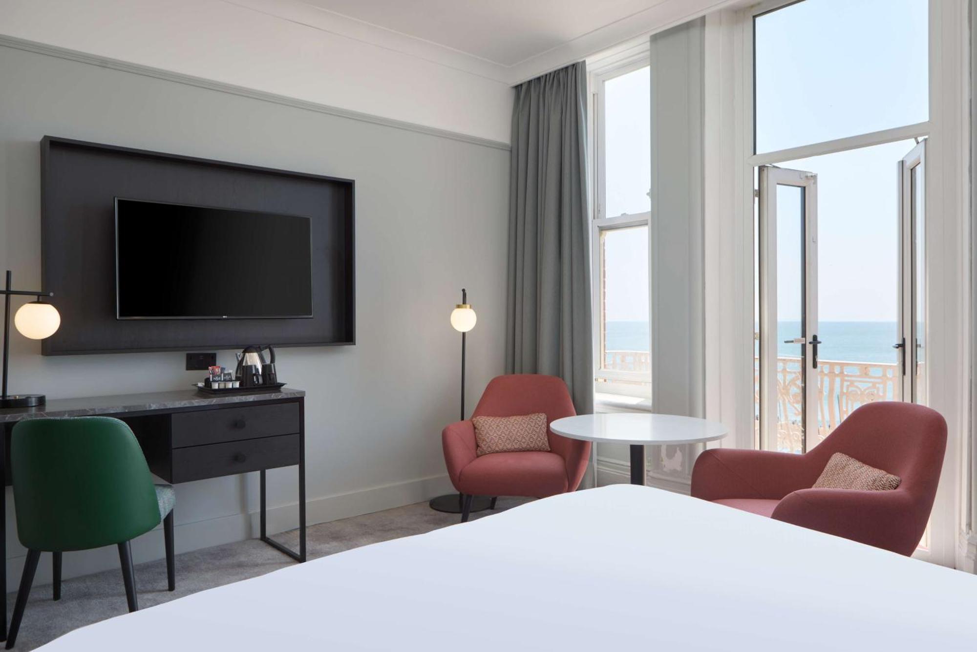 Hotel Doubletree By Hilton Metropole 4*