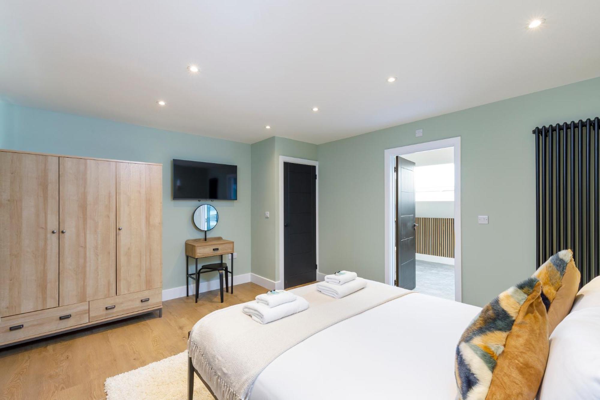 Free Parking Stylish & Modern 4-bedroom With Sea Views * Brighton