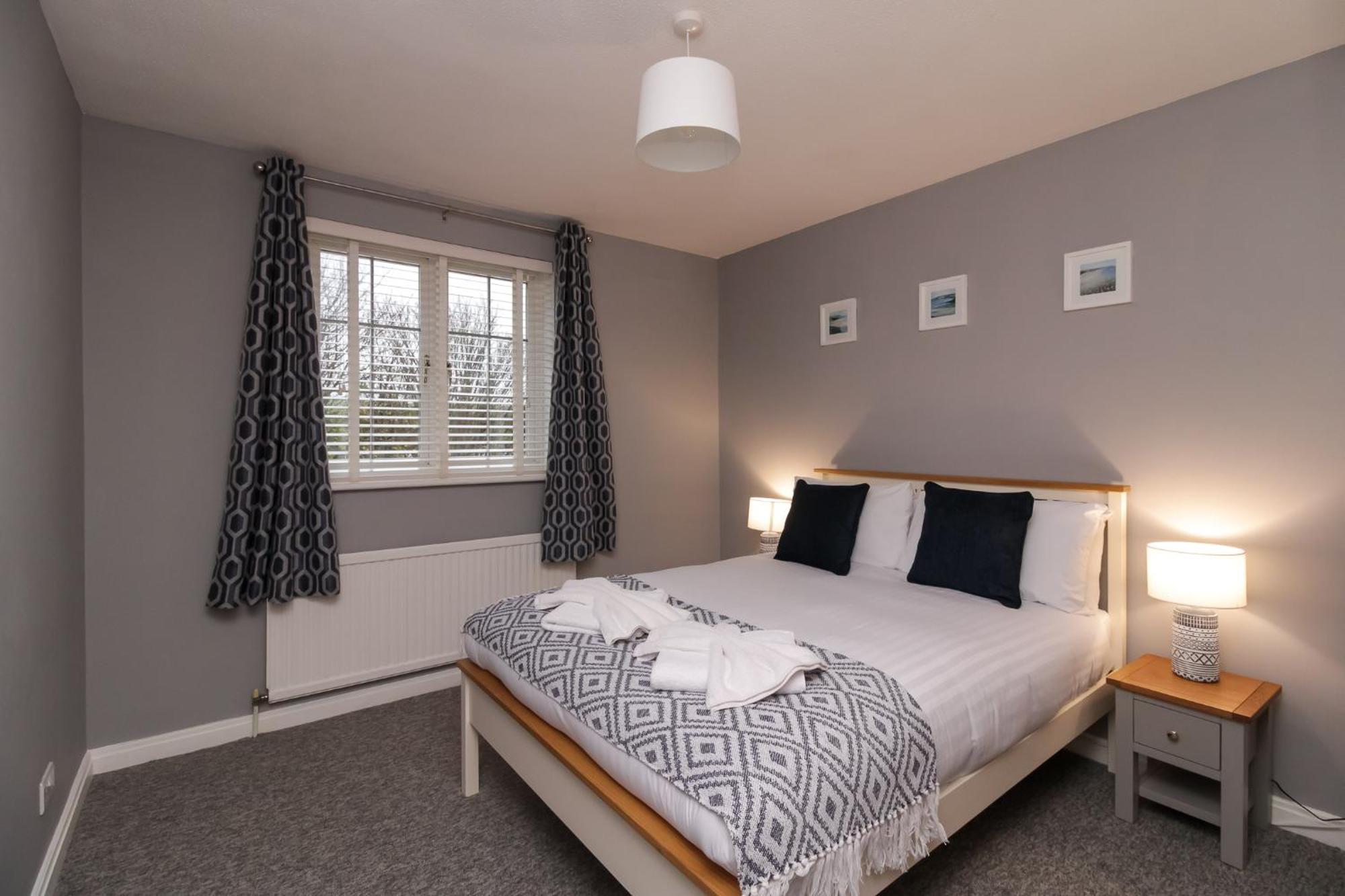 Refurbished 4-br House Near Beach And The Downs *