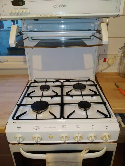 Spacious 2 Bed Maisonette Near Town, That Sleeps 6 Apartment Brighton