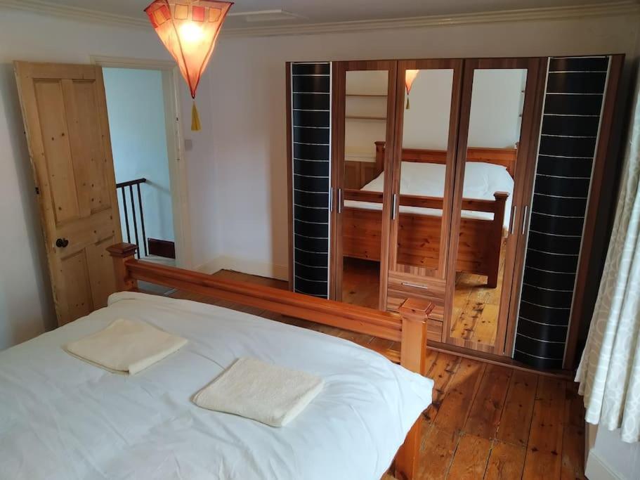 Apartment Spacious 2 Bed Maisonette Near Town, That Sleeps 6 Brighton