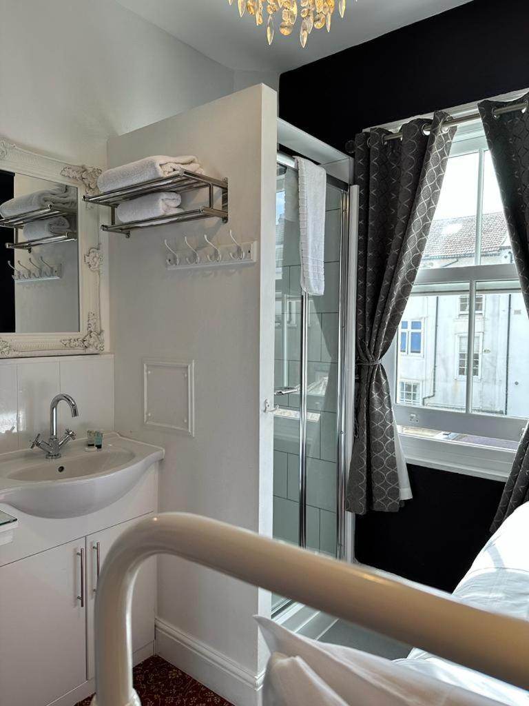 Innit Blue Sky Guest house 3*