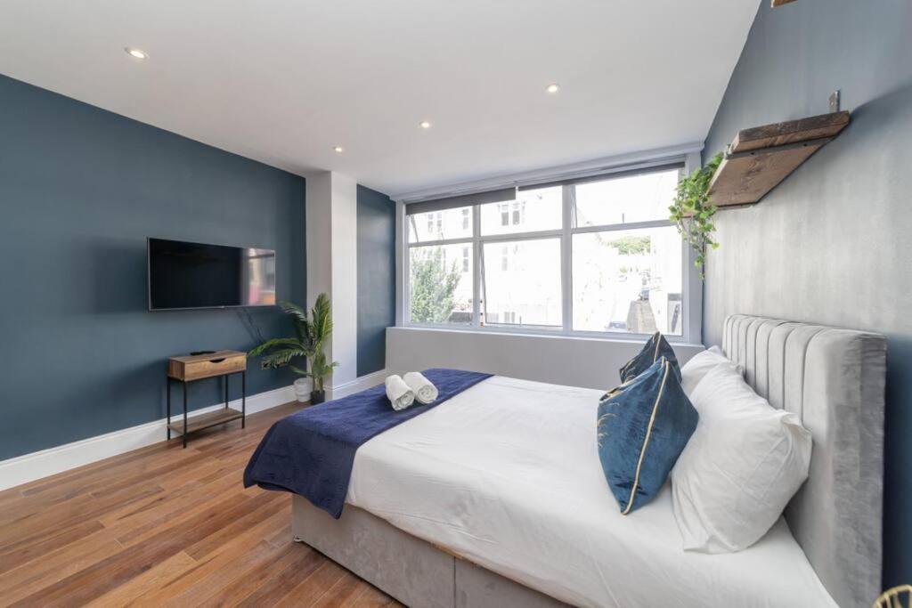 Flash Sales Offer - Any Week Day No Minimum Restrictions Centre Studio Bn144cla02 Apartment Brighton