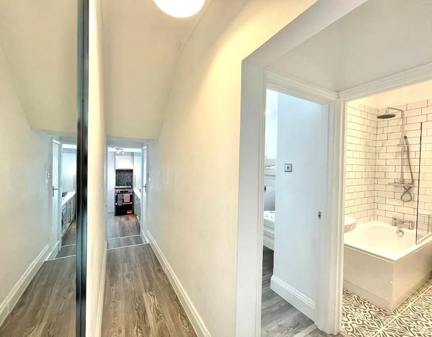 2 Bedroom Holiday home Brighton
