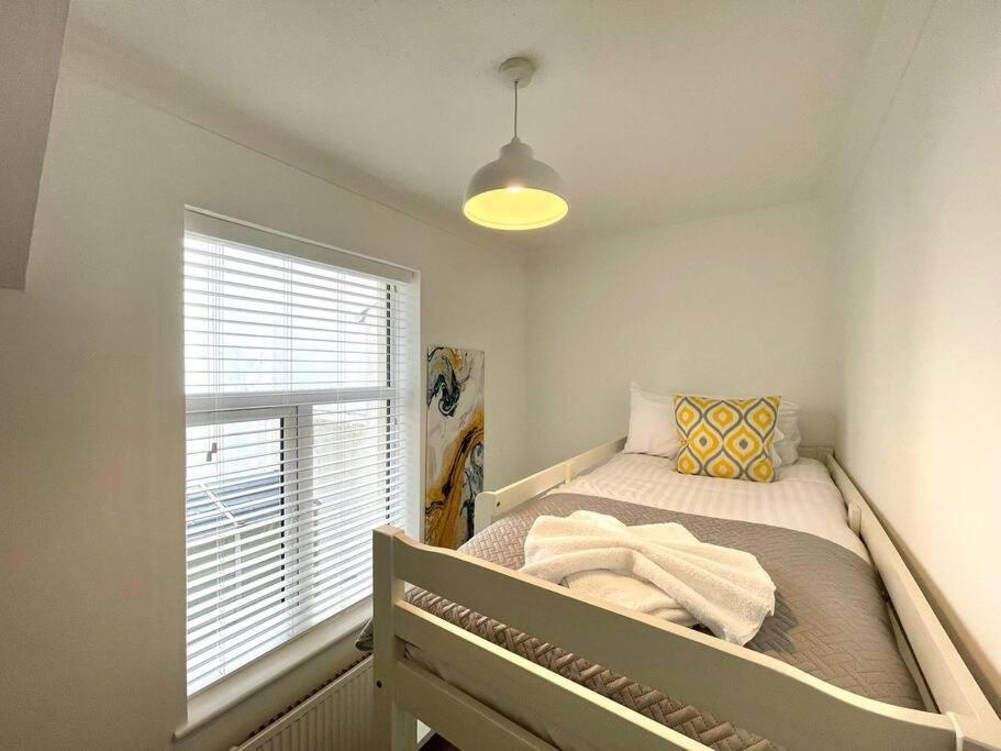 2 Bedroom