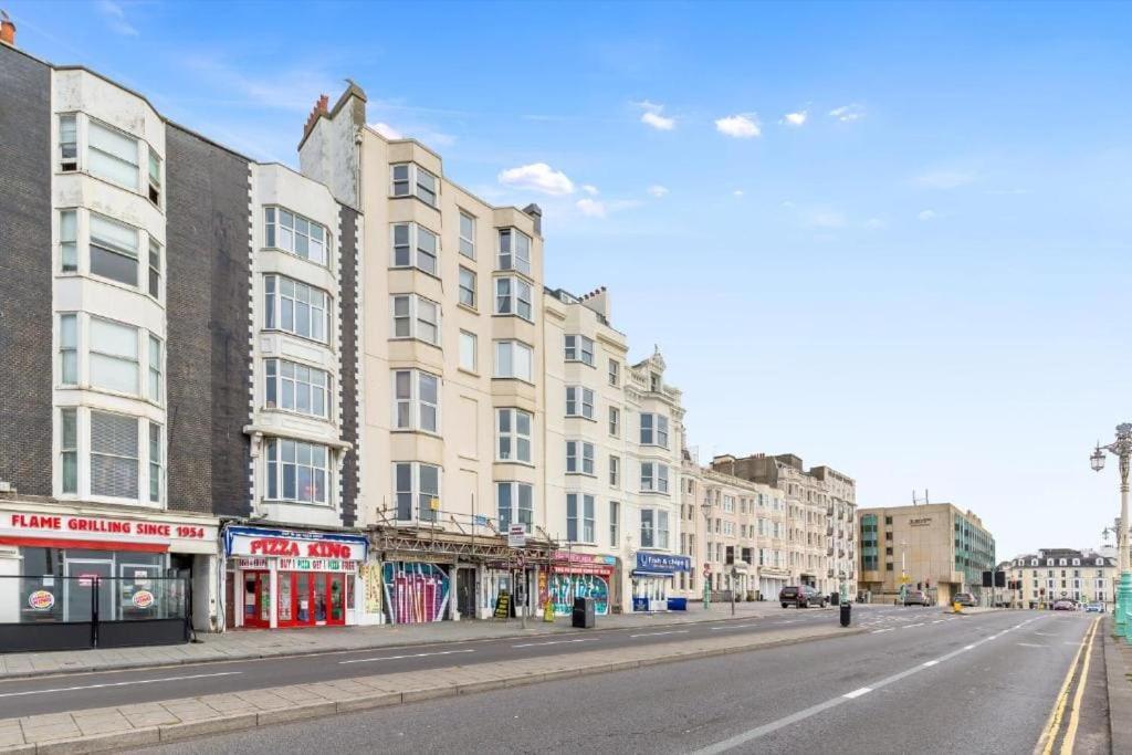 Flash Sale Centre Seafront 1 Bedroom Flat Bn141kin05 Apartment Brighton