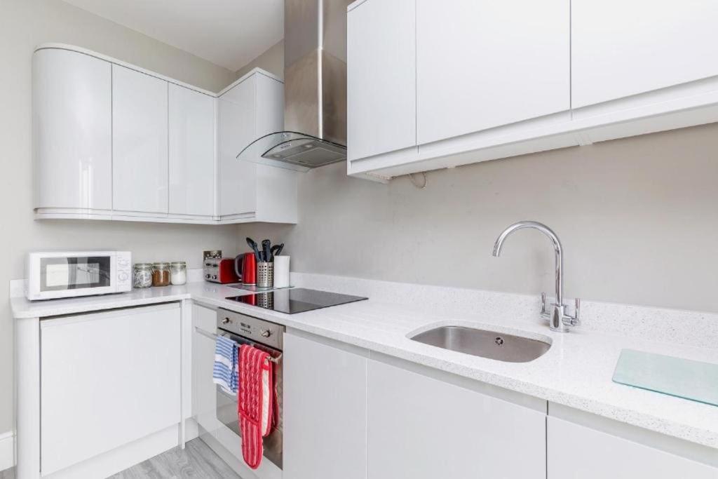 Flash Sale Centre Seafront 1 Bedroom Flat Bn141kin05 * Brighton