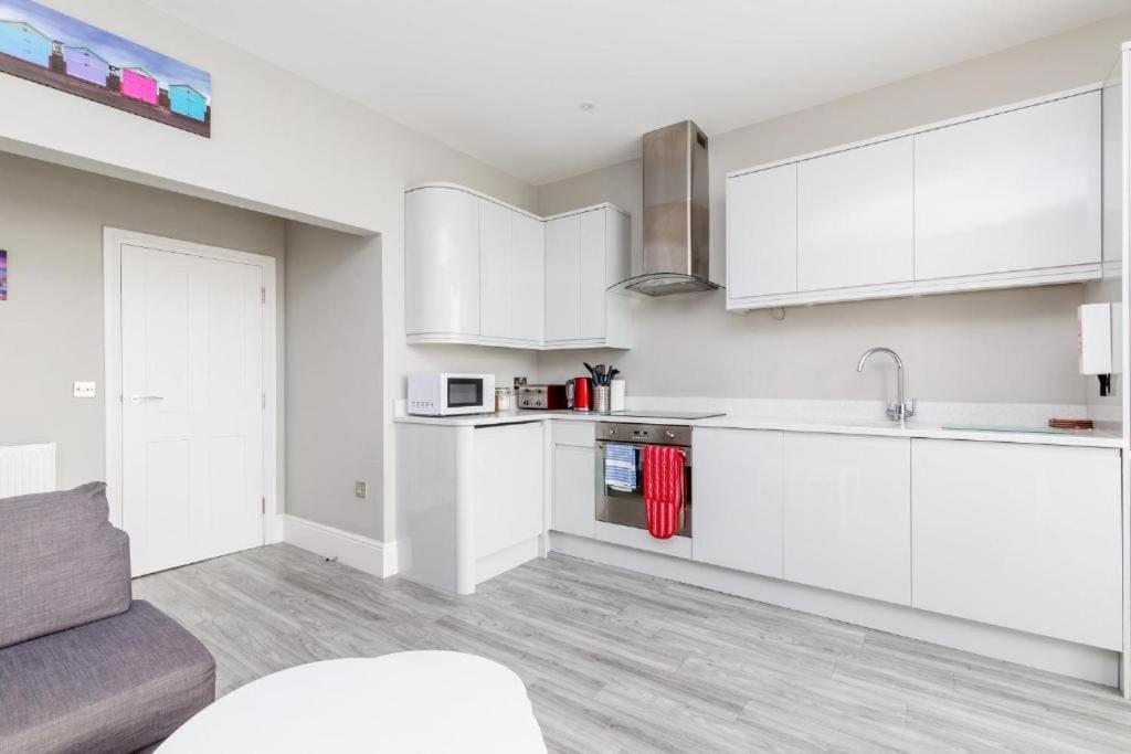 Apartment Flash Sale Centre Seafront 1 Bedroom Flat Bn141kin05 Brighton
