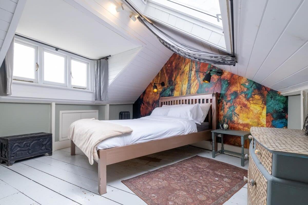 Host & - Wakefield Apartment Brighton
