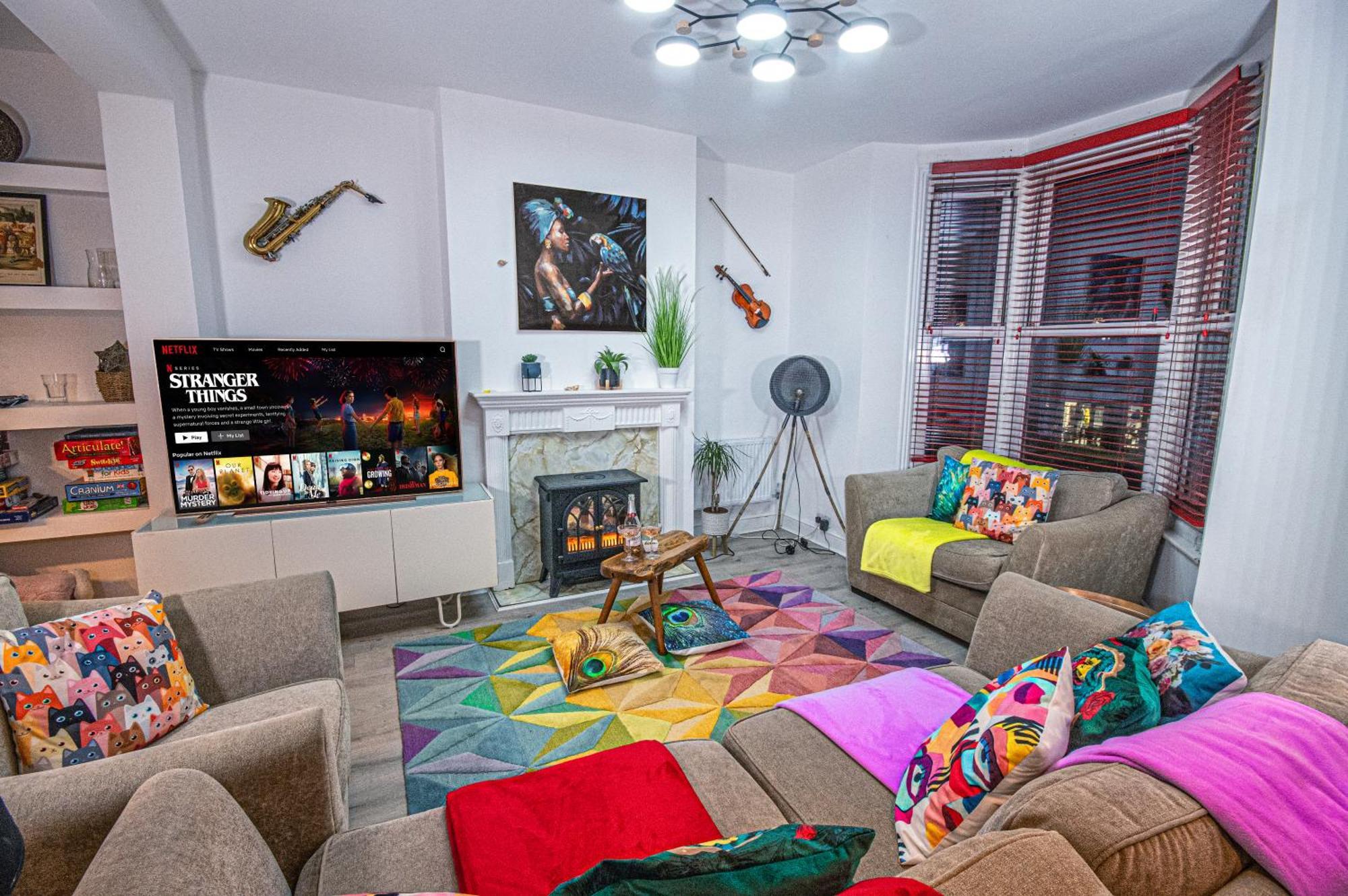 3 - Bedroom Townhouse In With Parking Holiday home *