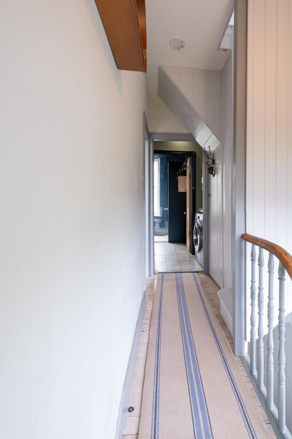 Apartment Host & - Wakefield Brighton