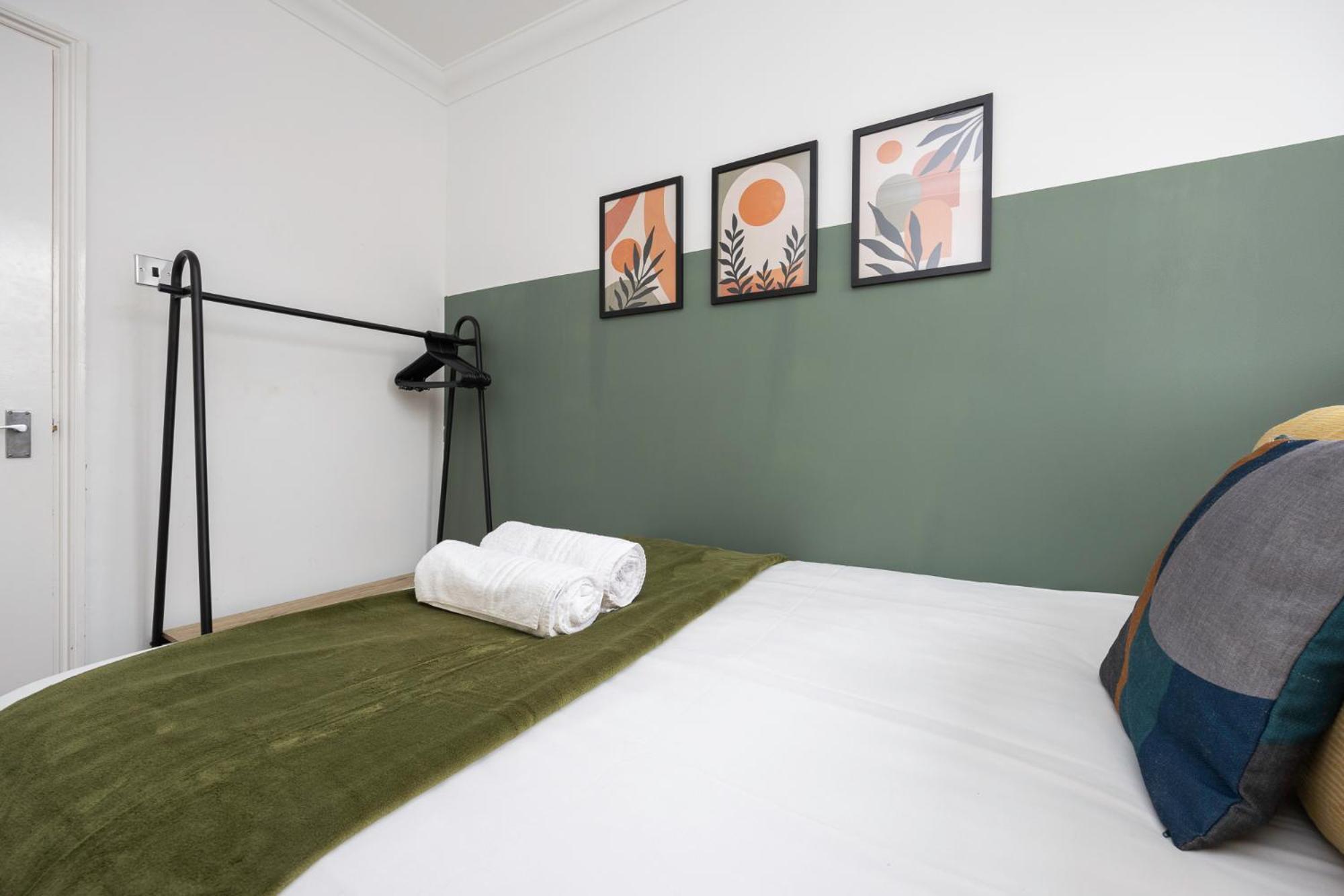 Stunning Two Bedroom Brighton penthouse * Brighton
