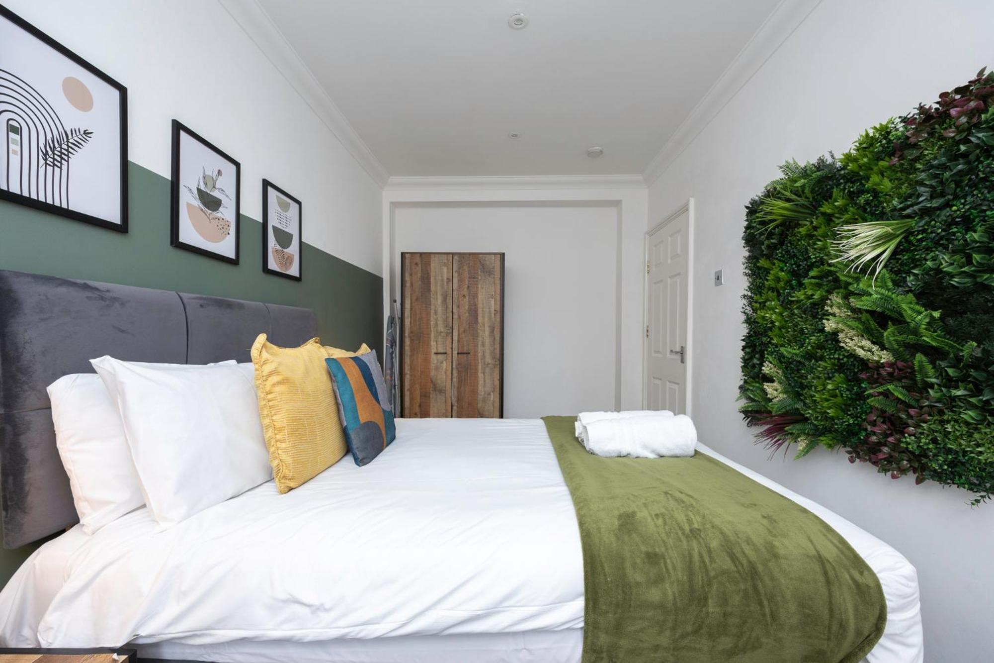 Stunning Two Bedroom Brighton penthouse * Brighton