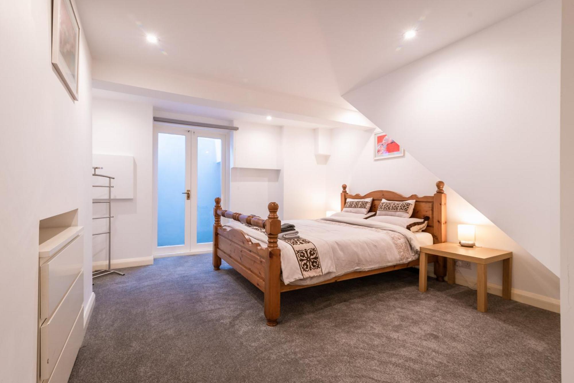 Designer Maisonette Whole