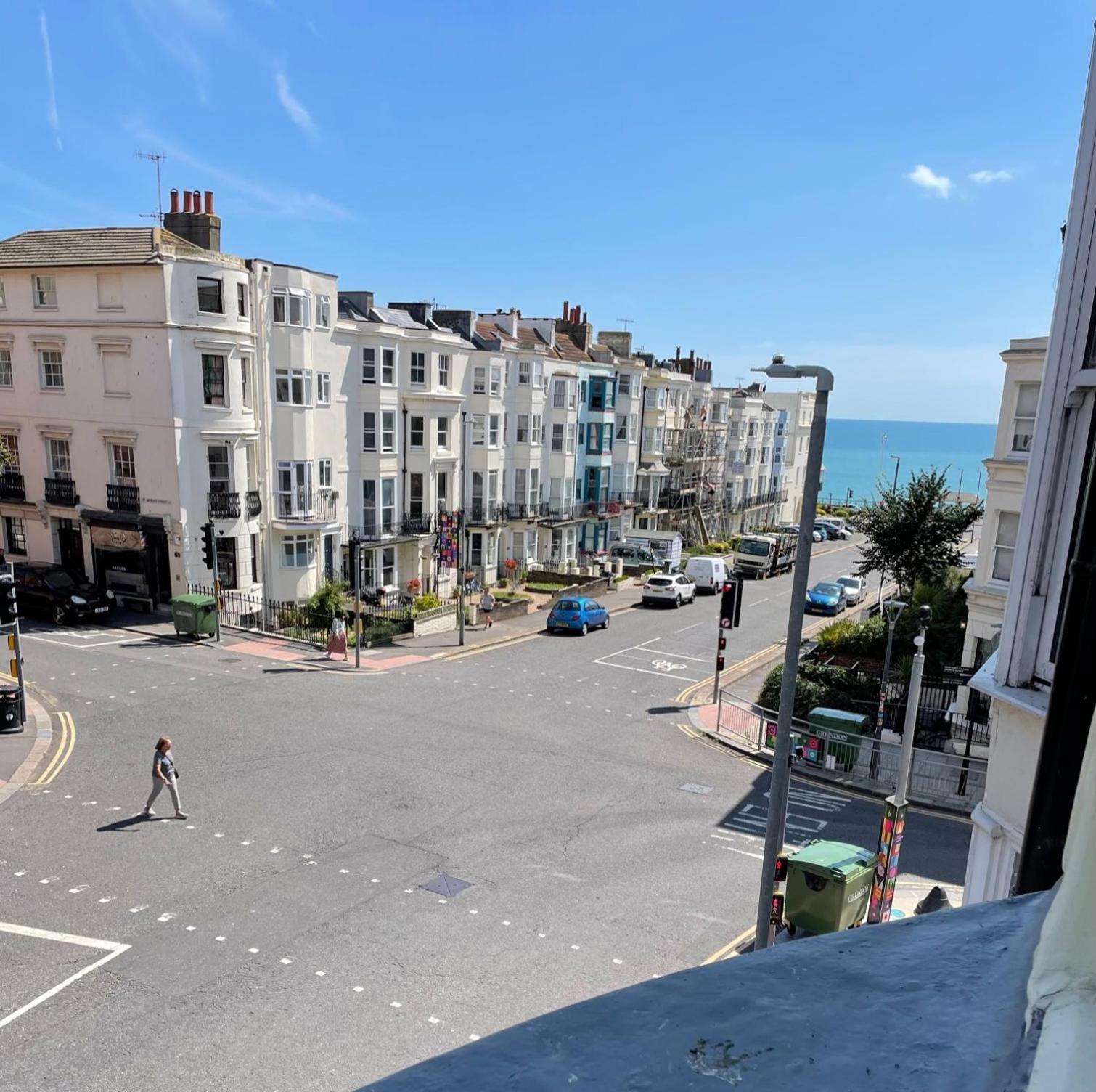 Apartment Upper Rock Brighton