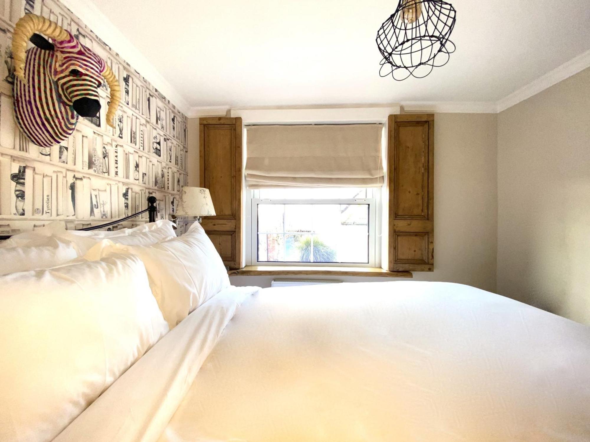 27 Bed & Breakfast Brighton