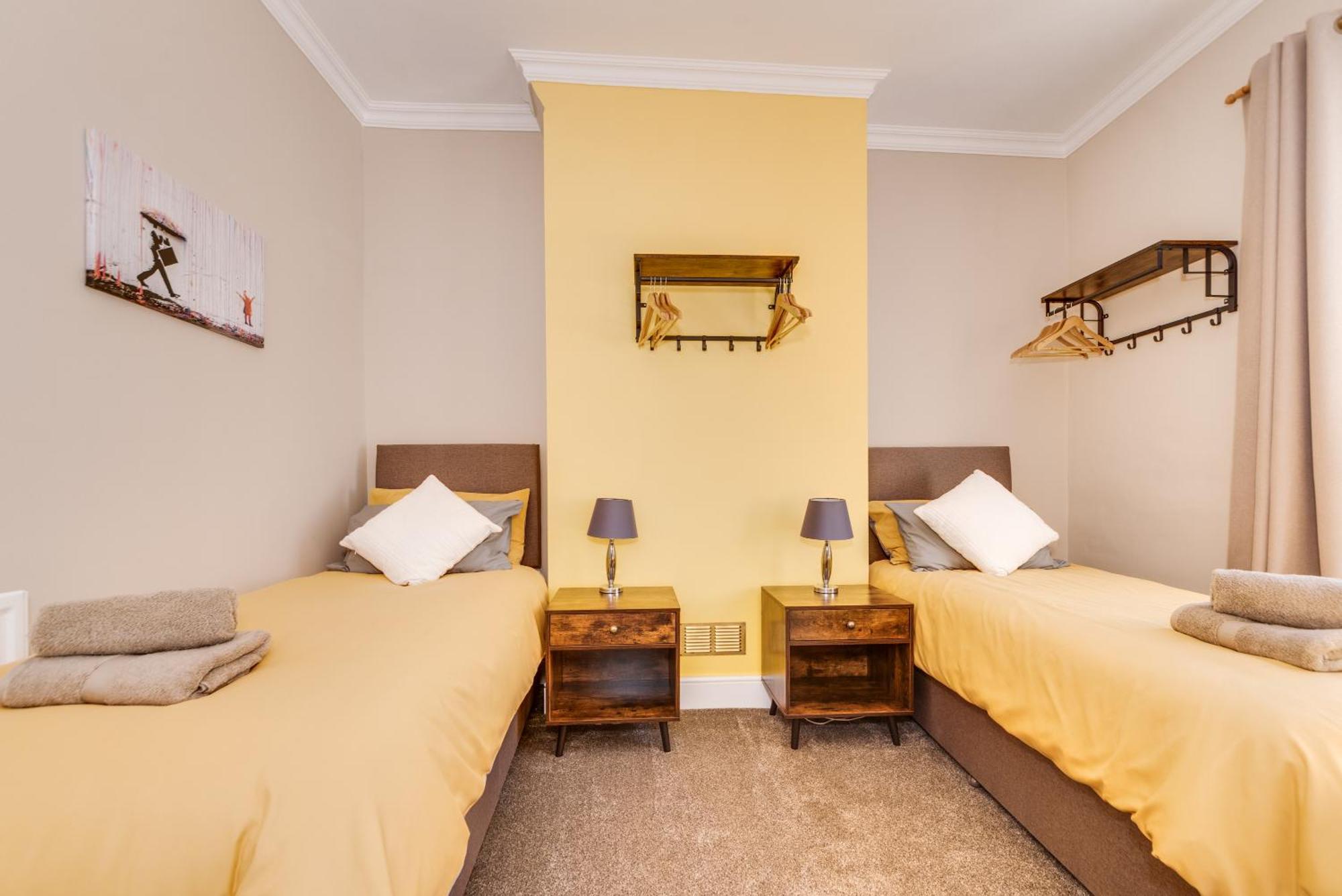 Holiday home Happy Monkey Town House - Sleeps 9 Brighton