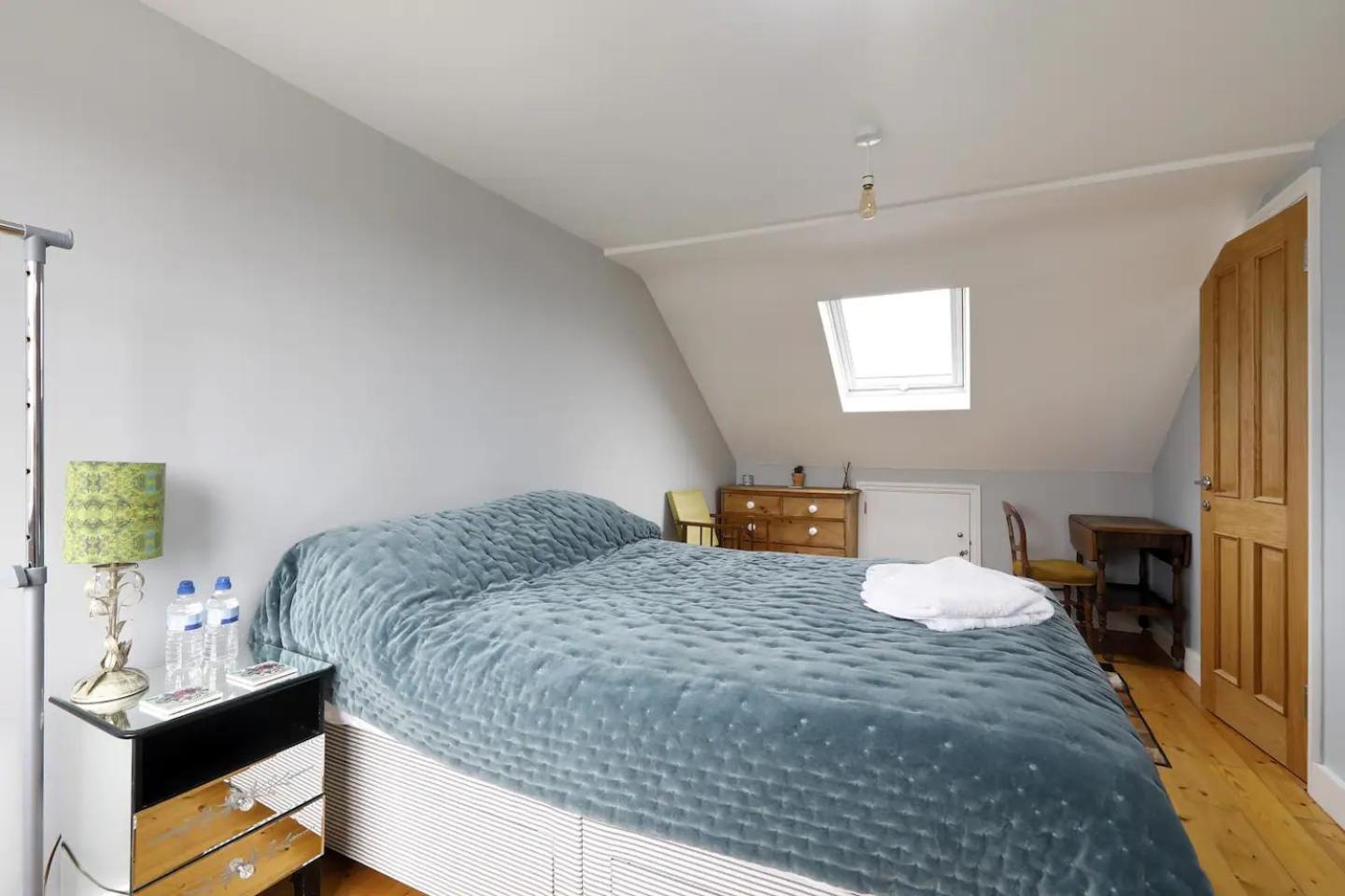 Holiday home Three Bedroomed Victorian Family House, Garden
