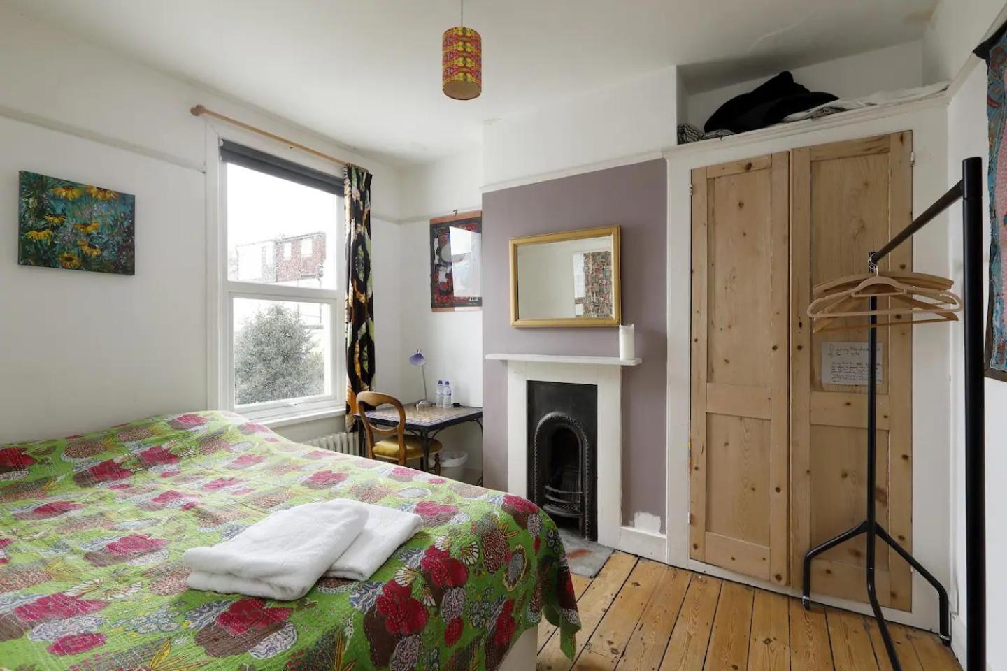 Holiday home Three Bedroomed Victorian Family House, Garden