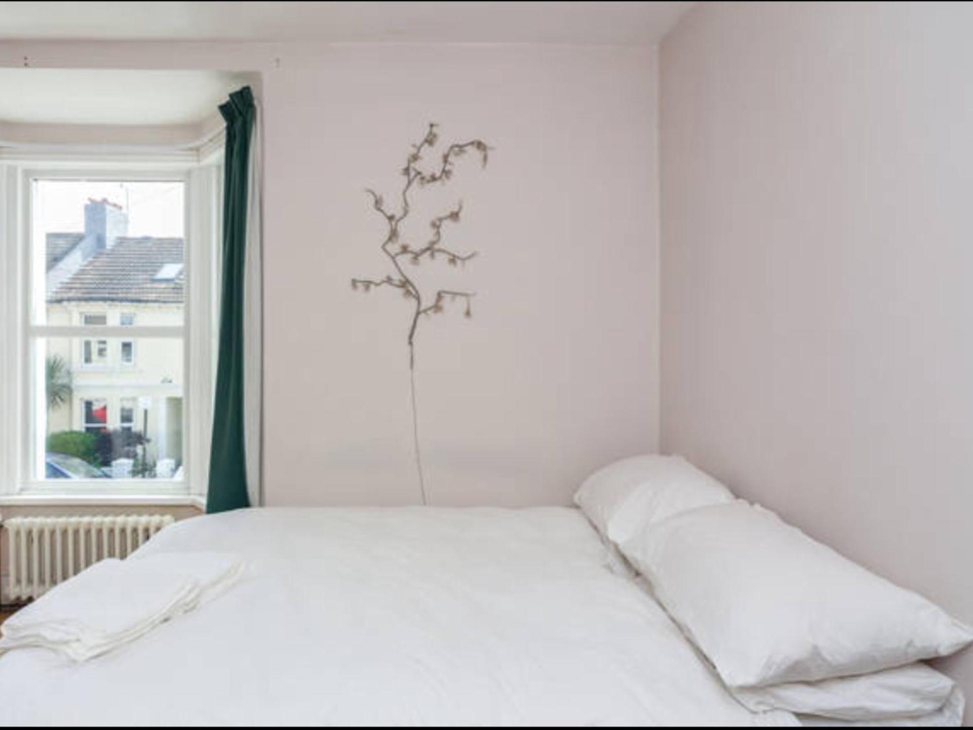 Three Bedroomed Victorian Family House, Garden Brighton