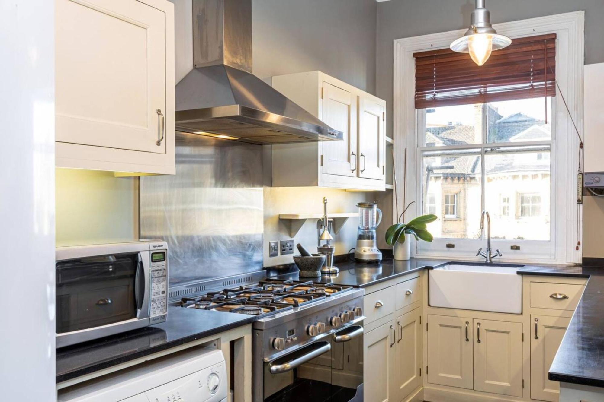 Apartment Spacious Flat *