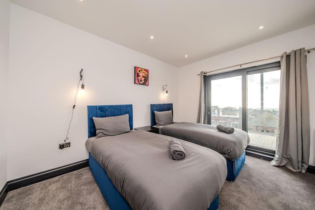 Apartment Super 3 Bedroom Flat I Next To
