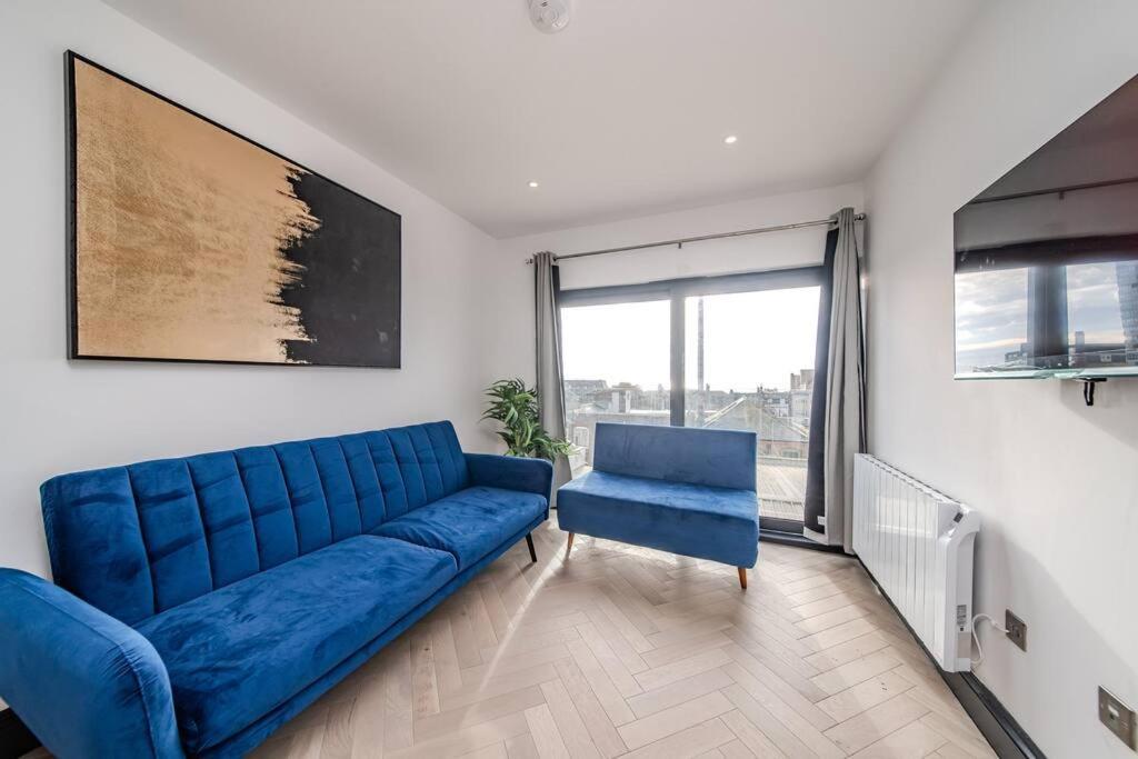 Super 3 Bedroom Flat I Next To Brighton