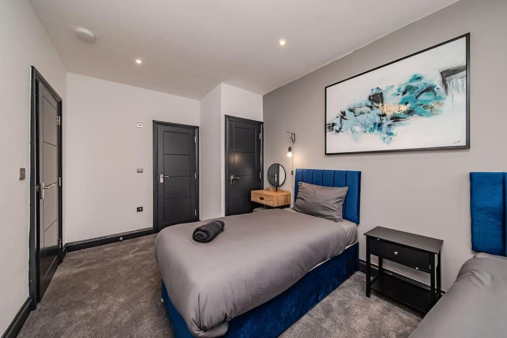 Apartment Super 3 Bedroom Flat I Next To