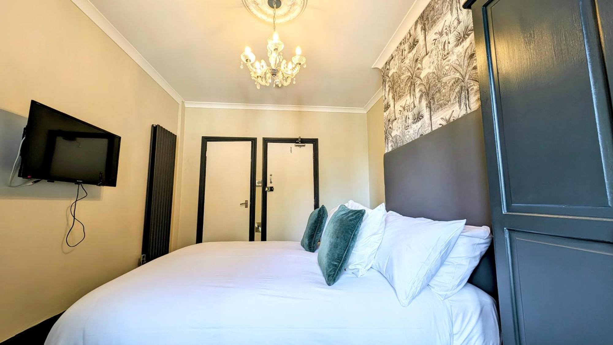 Innit Bliss Hotel 3*