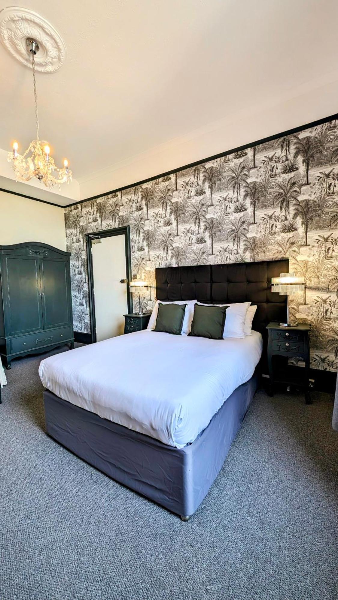 Innit Bliss Hotel 3*